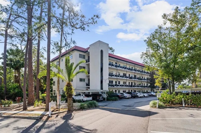 200 El Camino Drive 402, WINTER HAVEN