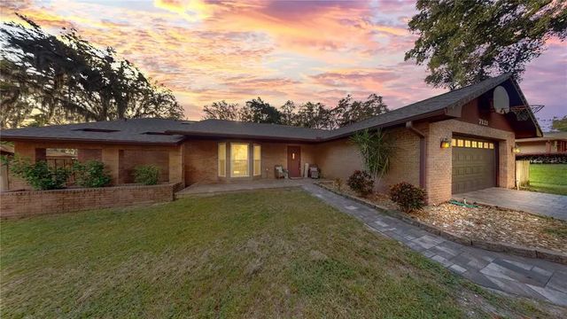 7121 Odoniel Loop W, LAKELAND