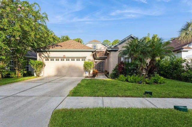 10414 Edgefield Place, TAMPA
