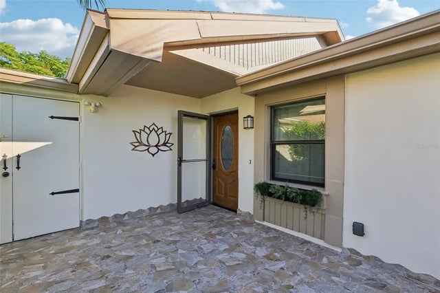 210 Eric Court, OLDSMAR