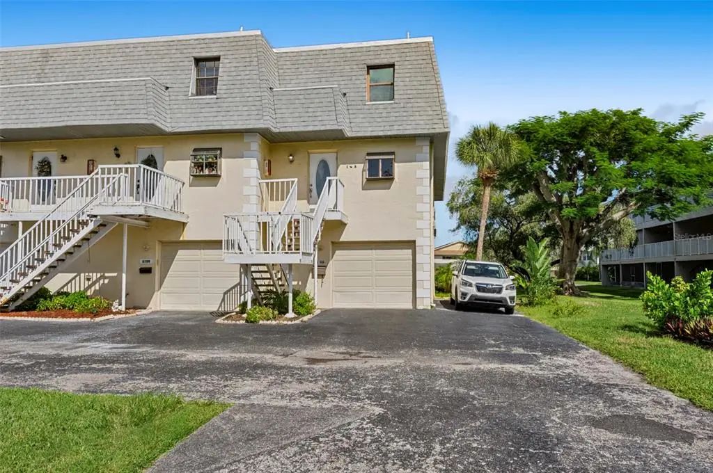 275 Capri Circle N 105, TREASURE ISLAND