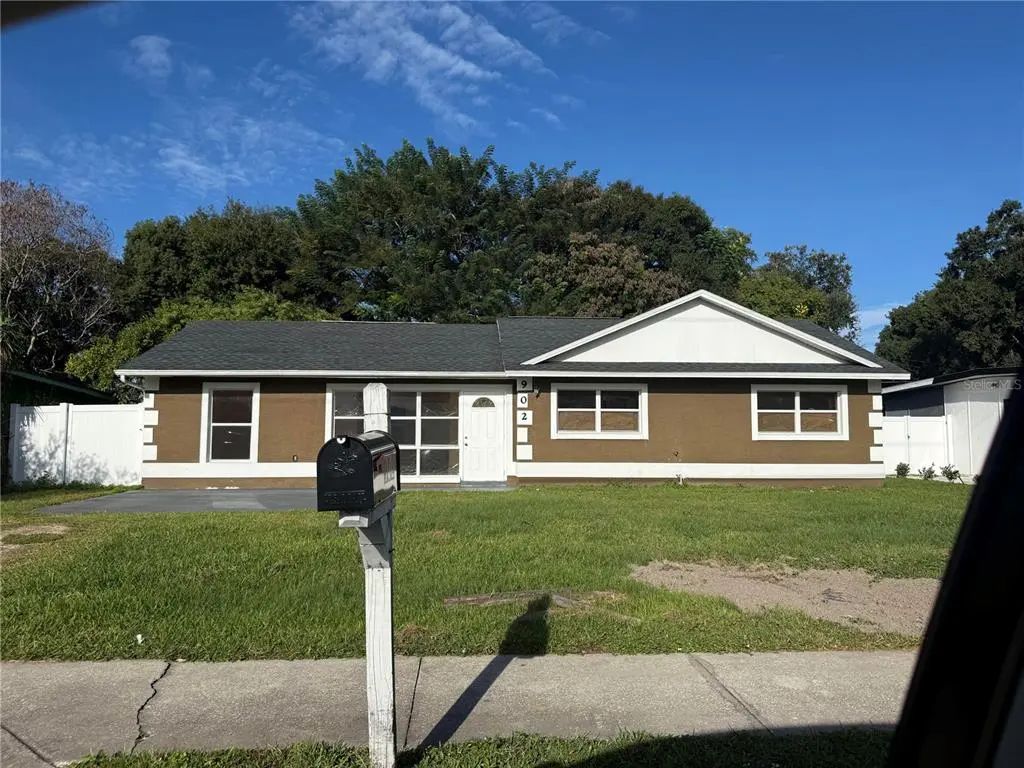 902 N Thacker Avenue, KISSIMMEE
