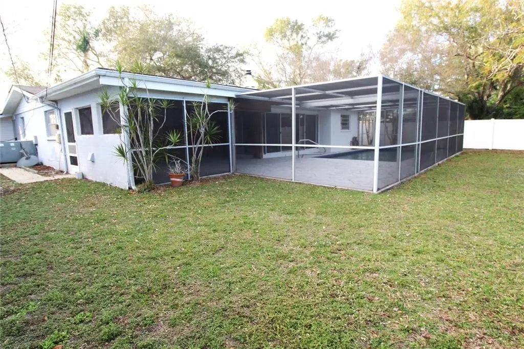 7464 Cass Circle, SARASOTA