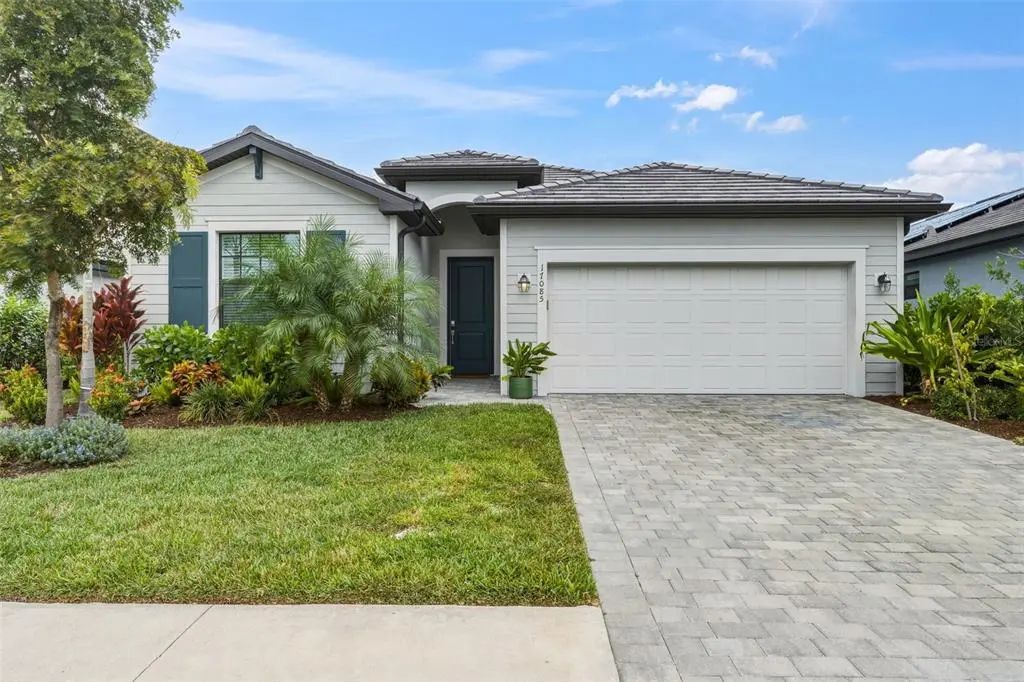 17085 Luminous Avenue, VENICE