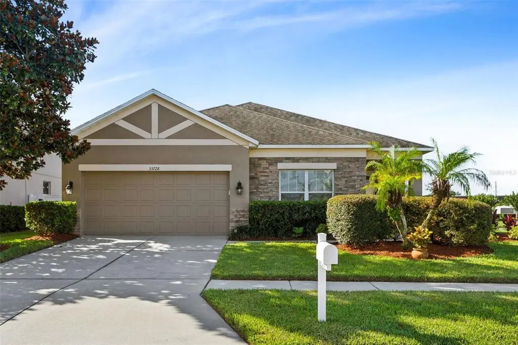 33728 Honeywood Avenue, WESLEY CHAPEL