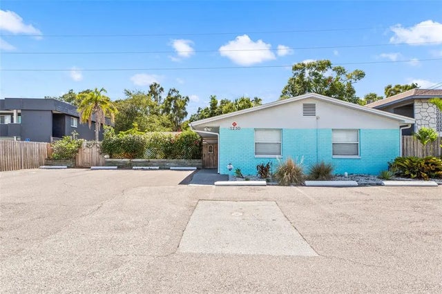 1230 70th Street N 4, ST PETERSBURG