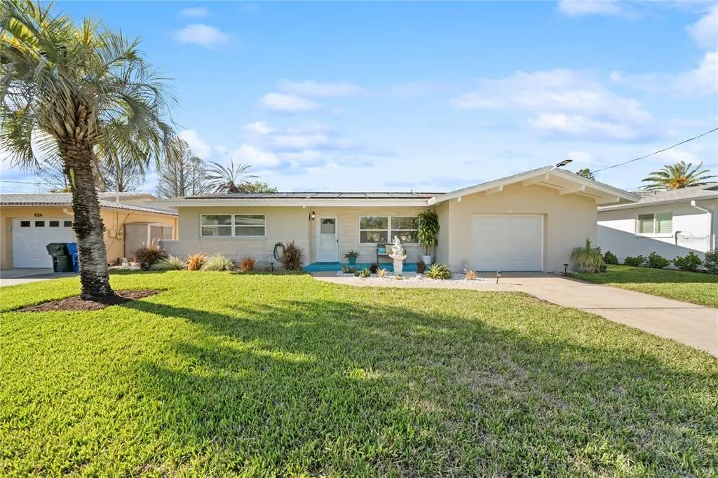 632 Shore Drive, LARGO