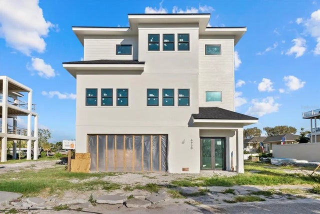 6913 Bochi Circle, SARASOTA