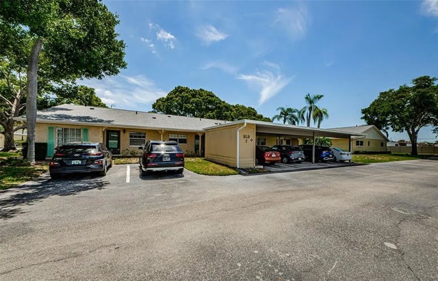 2465 Northside Drive 702, CLEARWATER