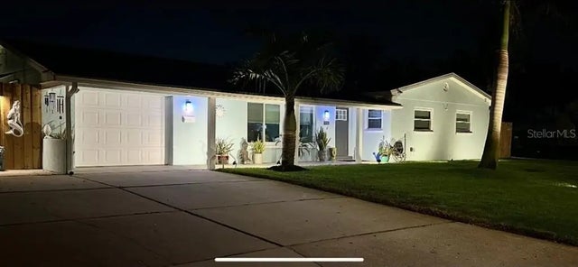 3201 45th Street N, ST PETERSBURG