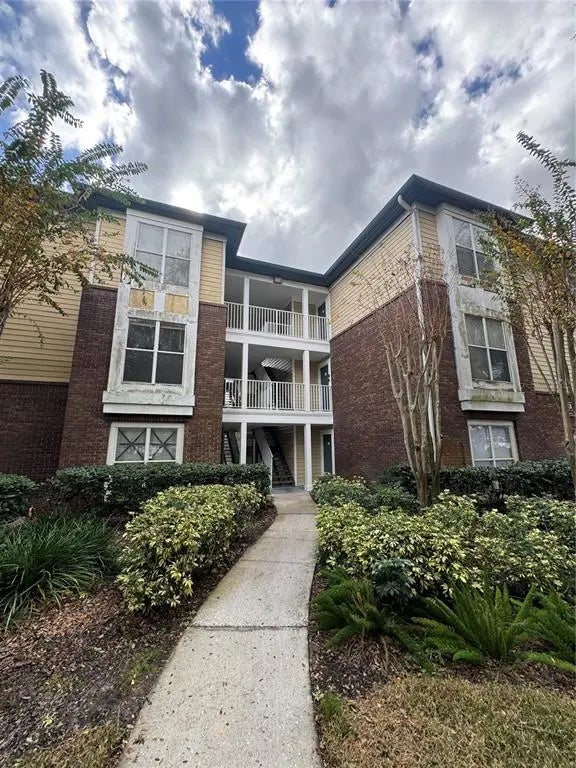 10024 Strafford Oak Court 815, TAMPA