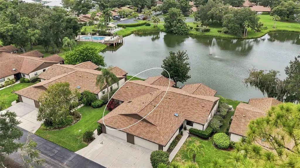 4756 Oak Hill Drive 16, SARASOTA