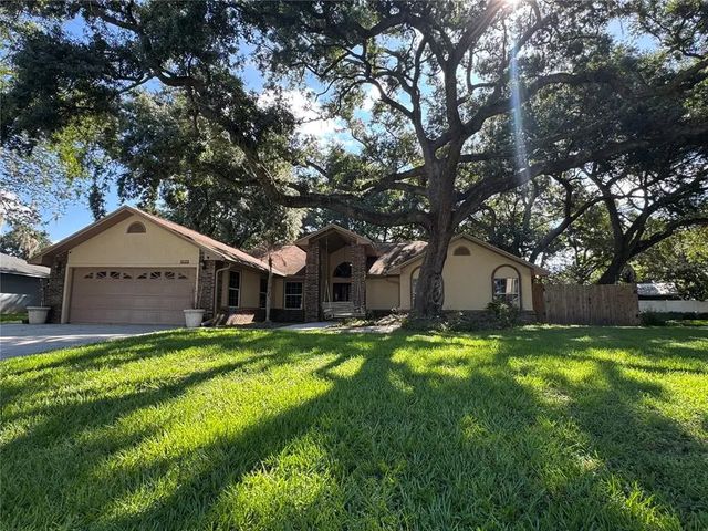 915 Heatherbrook Drive, AUBURNDALE