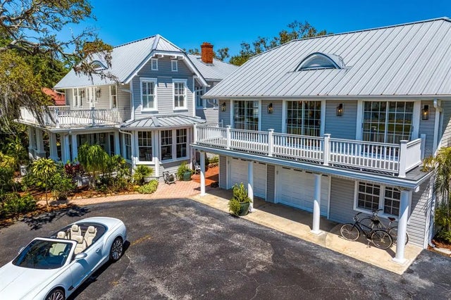 147 & 139 Edgewater Drive, DUNEDIN