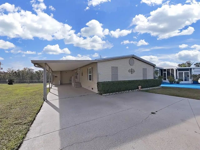 1750 Fox Hill Dr, LAKELAND