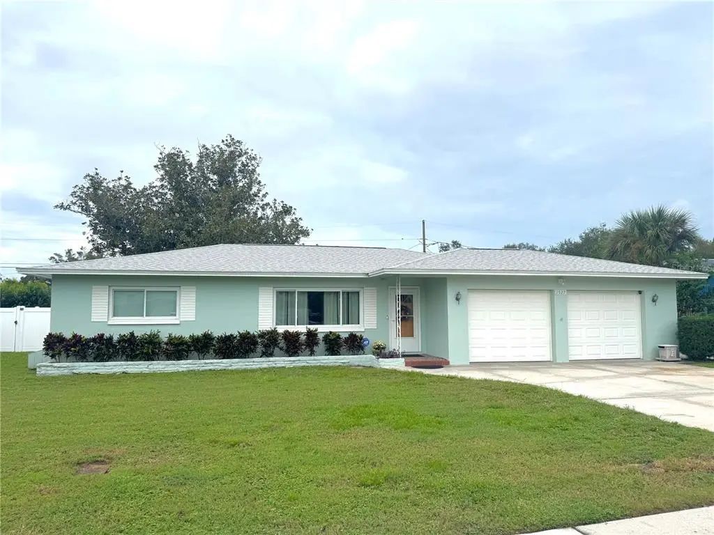 1527 Lakeview Road, CLEARWATER