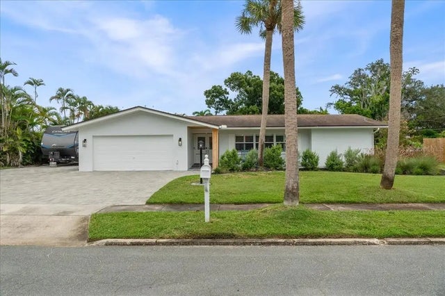1039 Bayshore Avenue, FORT MYERS