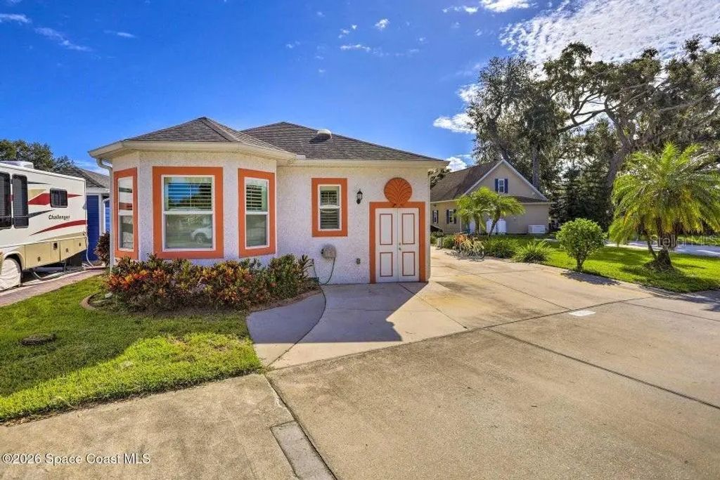 1809 Meander Lane 306, TITUSVILLE
