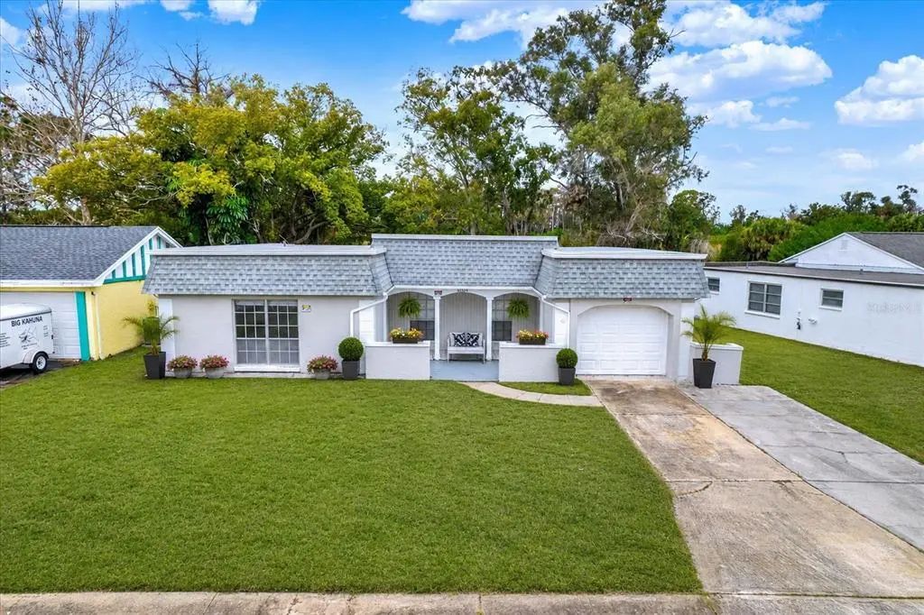 3349 Overland Drive, HOLIDAY