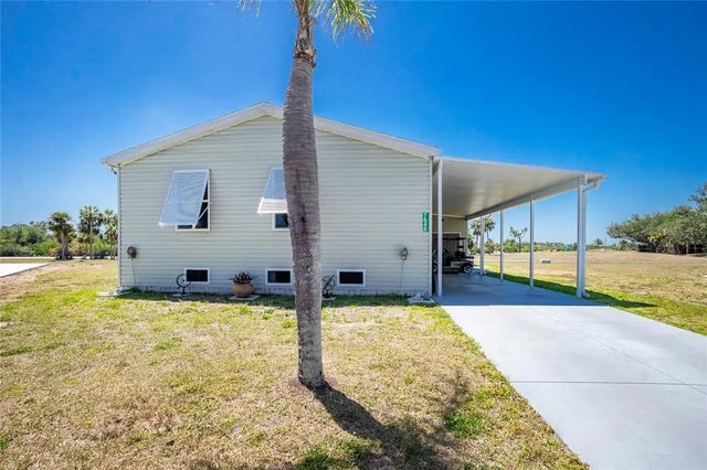 7646 Ratan Circle, PORT CHARLOTTE