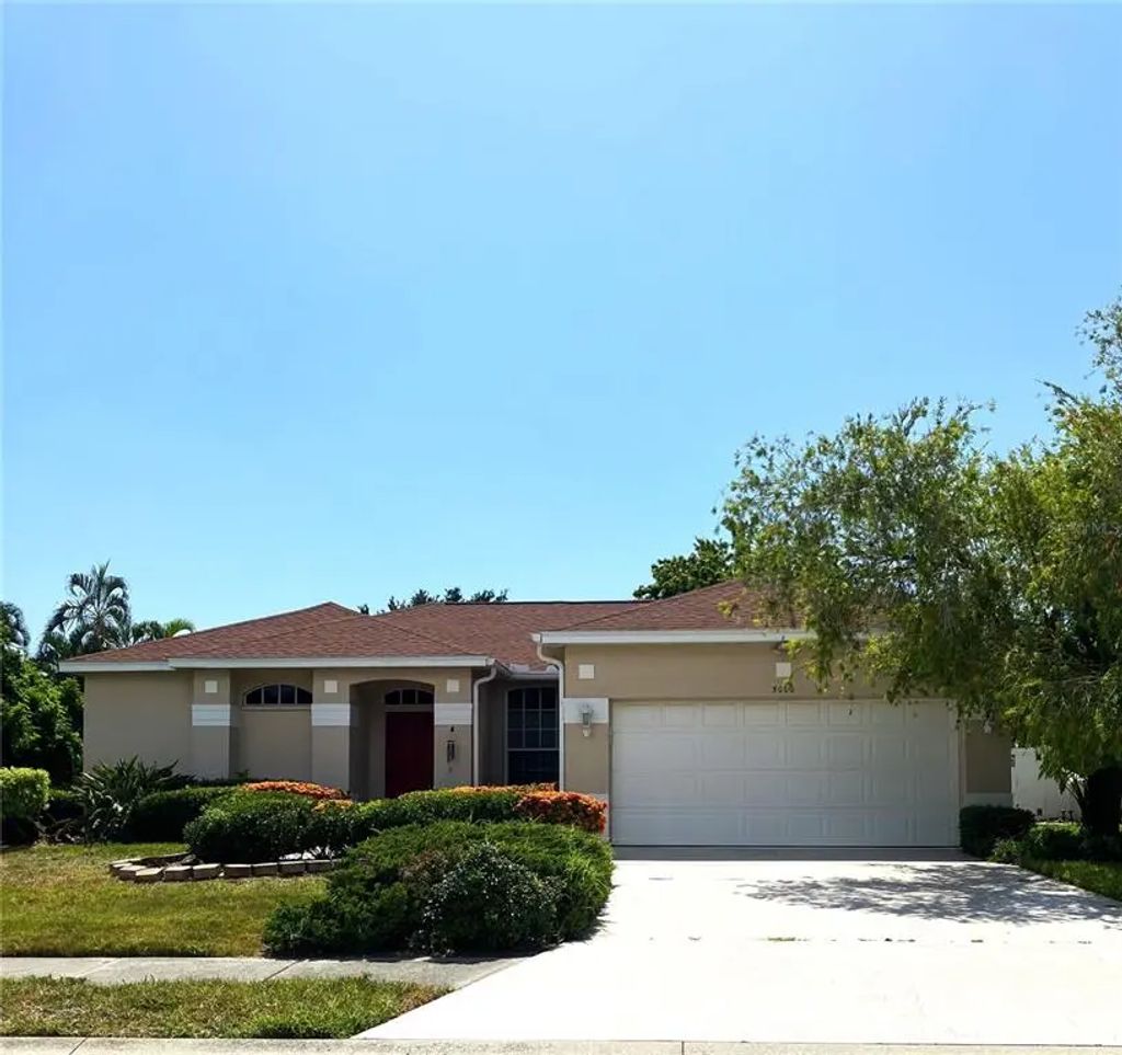5006 45th Street W, BRADENTON