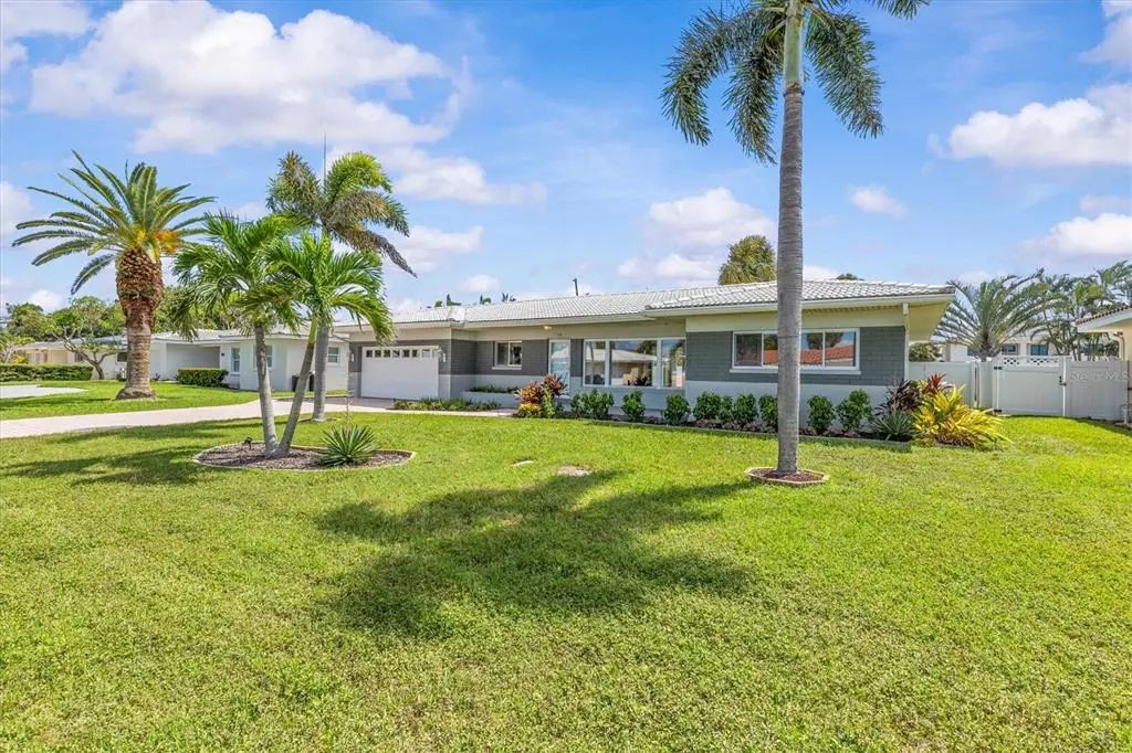 106 19th Street, BELLEAIR BEACH