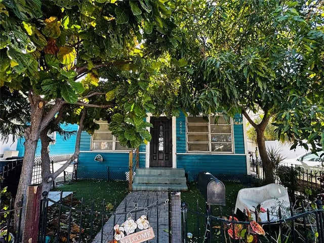 2415 Marconi Street, TAMPA