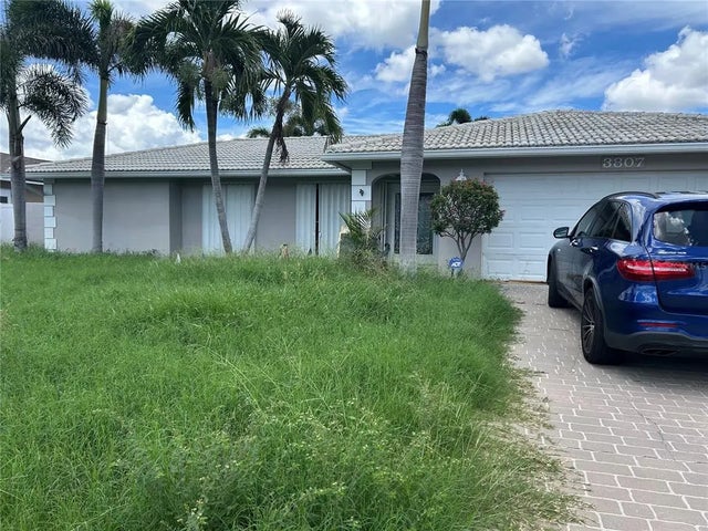 3807 48th Avenue S, ST PETERSBURG