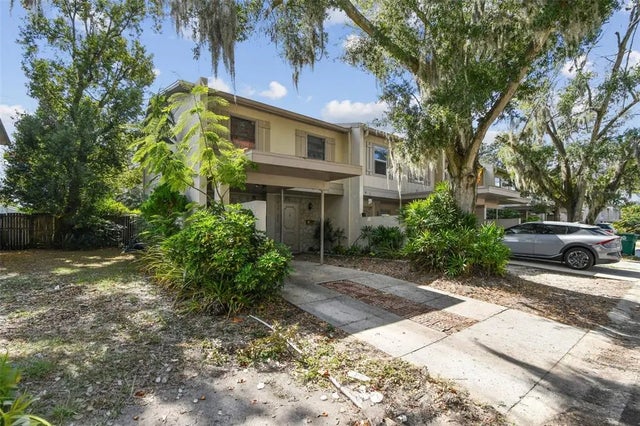 5264 Tennis Court Circle 5, TAMPA