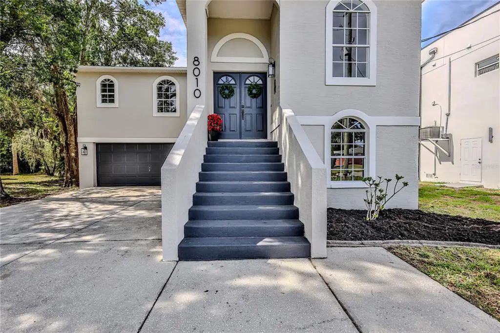 8010 Gulf Way, HUDSON
