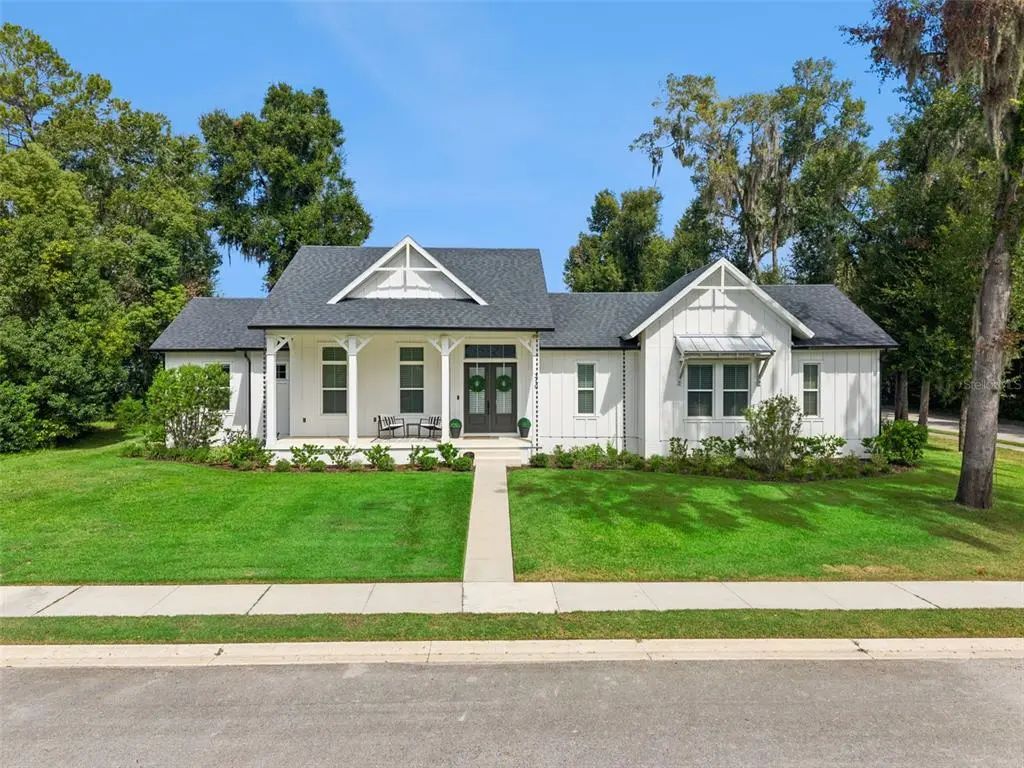 310 W Washington Avenue, LAKE HELEN