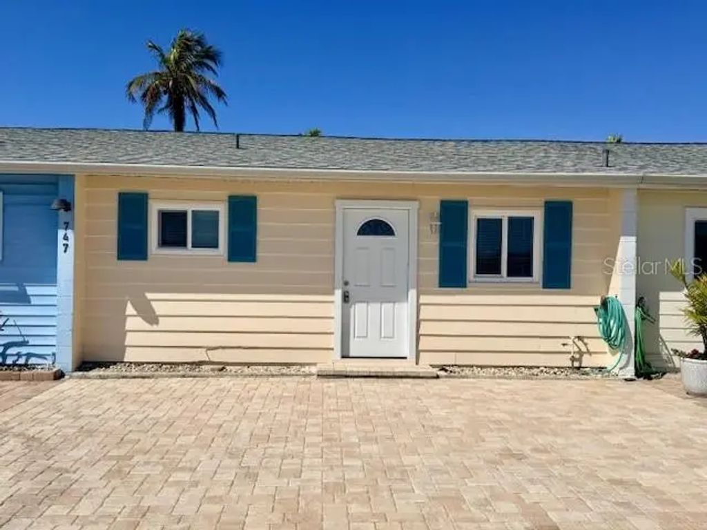 747 Saint Judes Drive S 2, LONGBOAT KEY