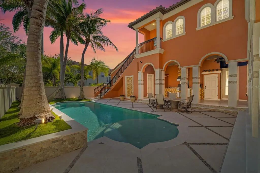 4912 Yacht Club, TAMPA