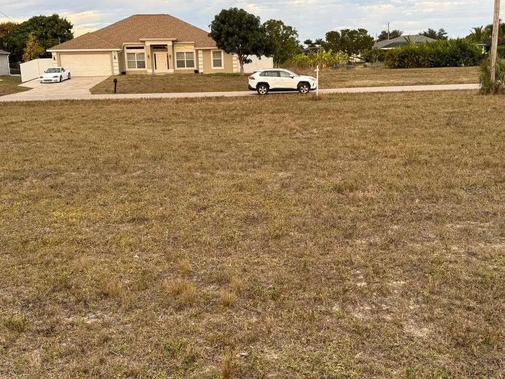 1302 Ne 19th Place, CAPE CORAL