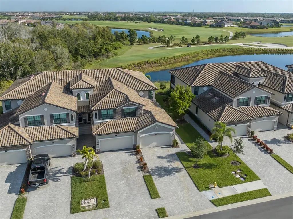 17637 Gawthrop Drive 104, BRADENTON
