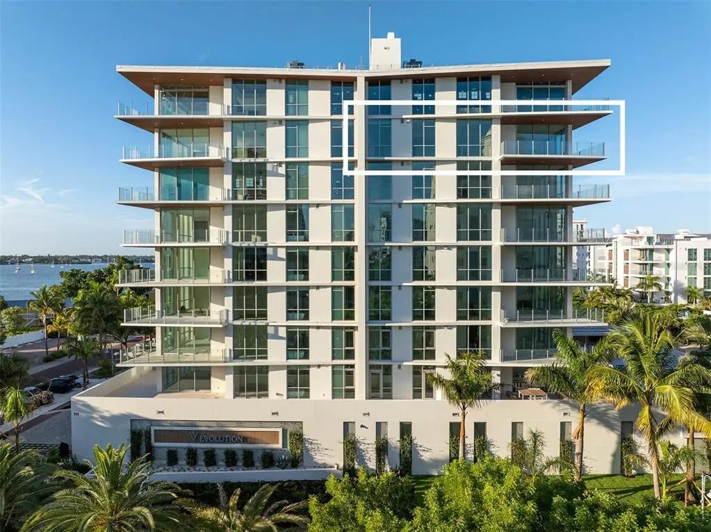 111 Golden Gate Point 701ph