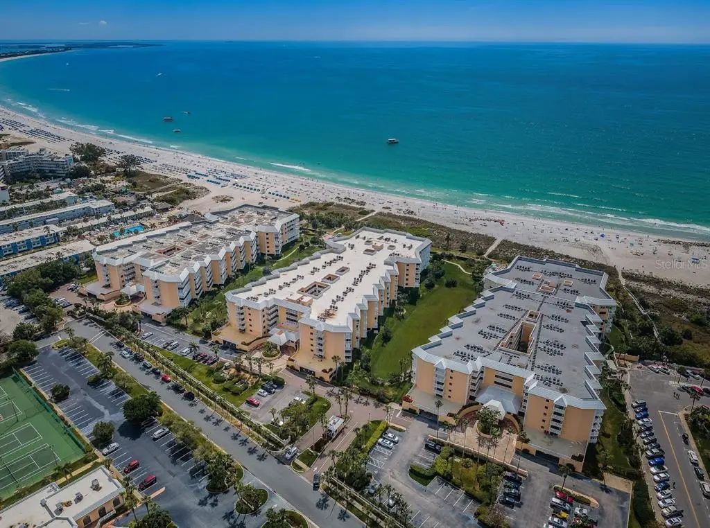 6650 Sunset Way 105, ST. PETE BEACH