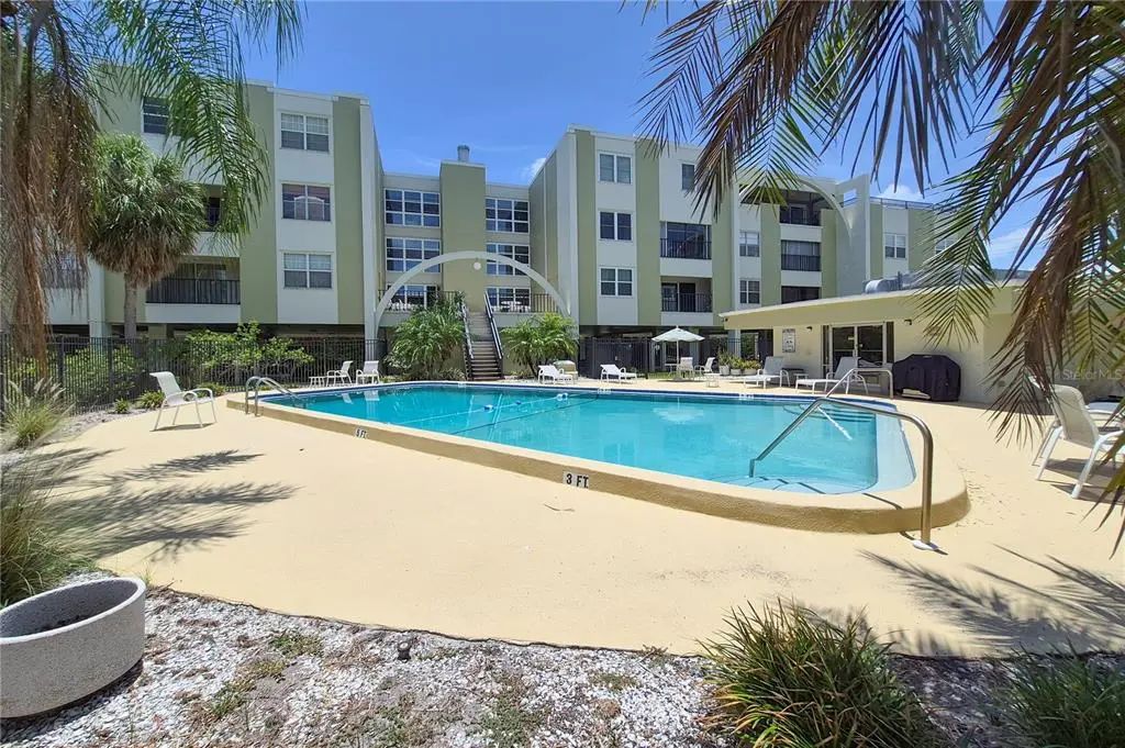 4681 1st Street Ne 209, ST PETERSBURG
