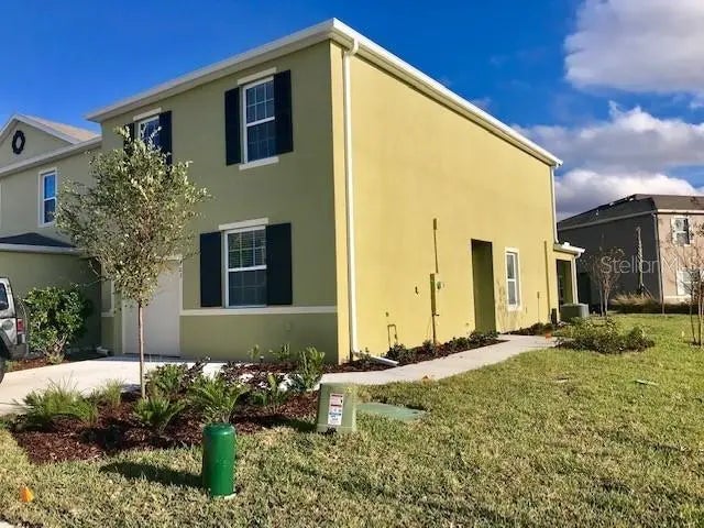 403 Arbor Lakes Drive, DAVENPORT