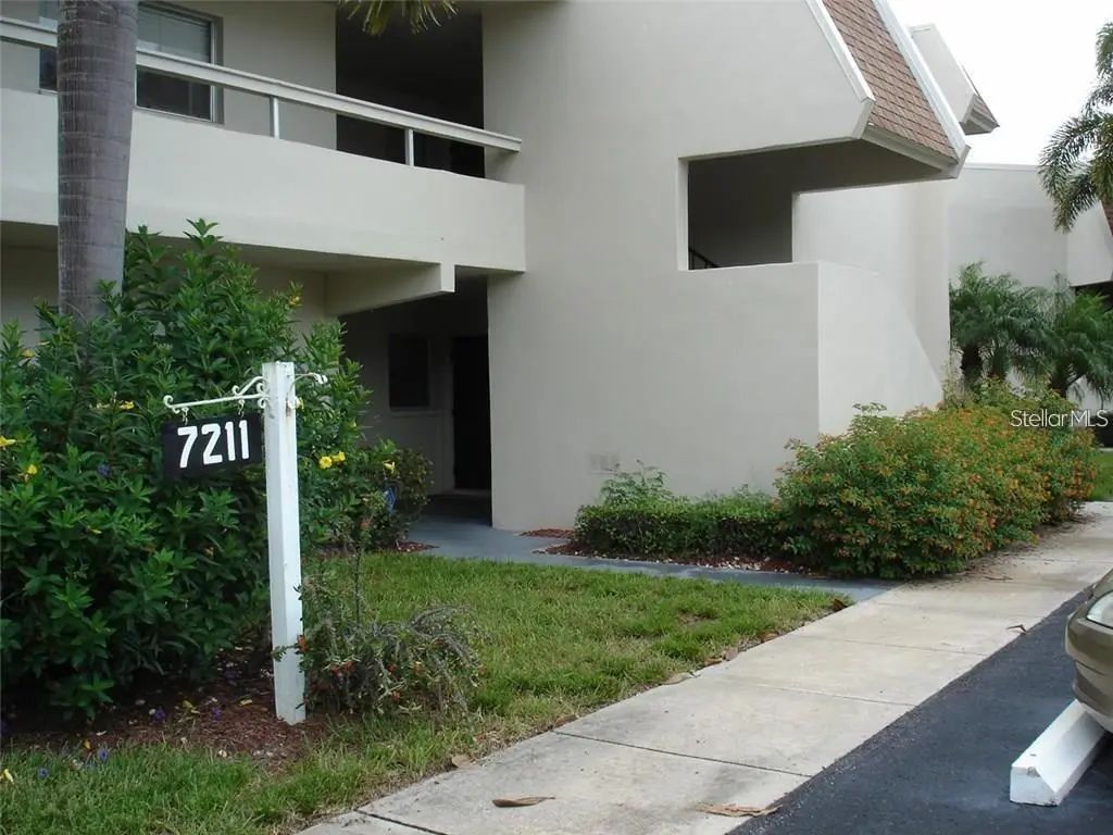 7211 W Country Club Drive N 133, SARASOTA