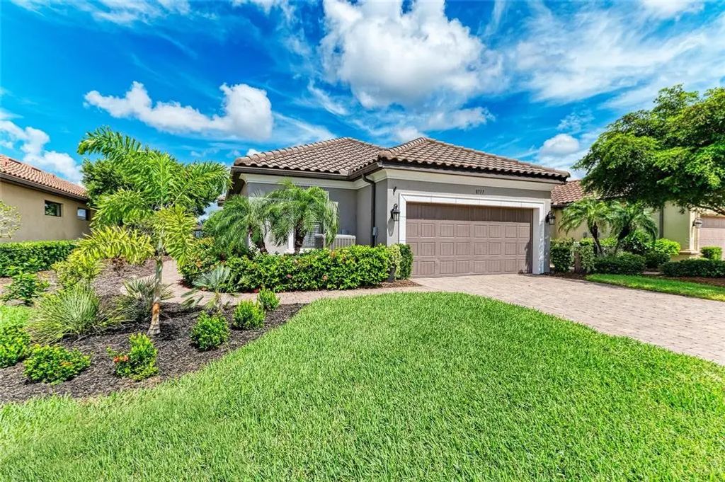8737 Bellussi Drive, SARASOTA