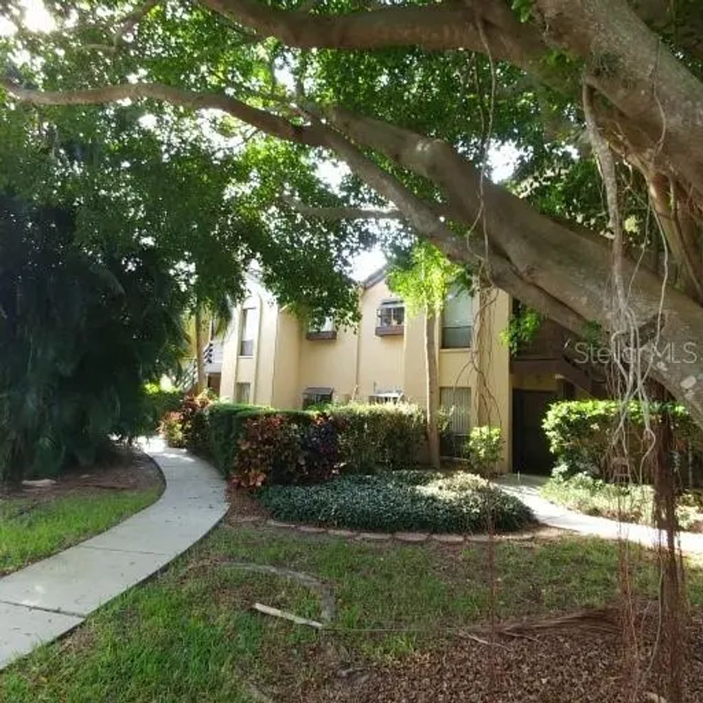 5677 Ashton Lake Drive 11, SARASOTA
