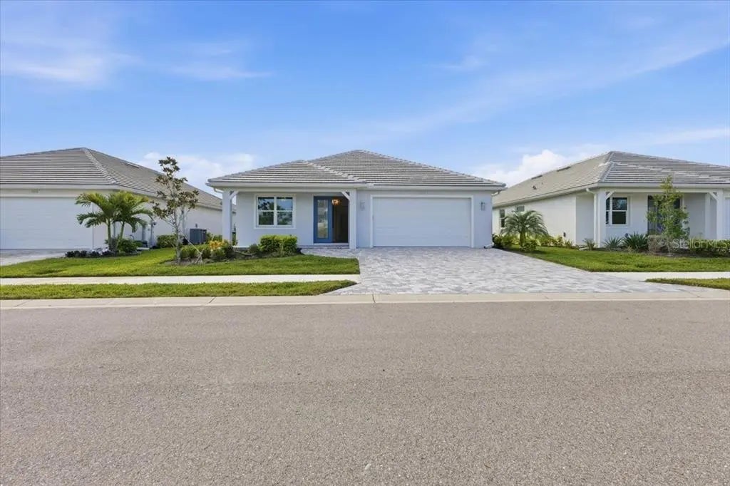 5217 Willow Lake Court, SARASOTA