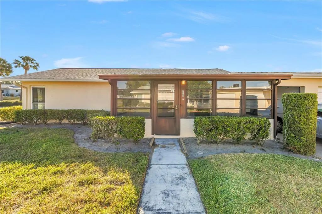 2740 Highlands Boulevard B, PALM HARBOR