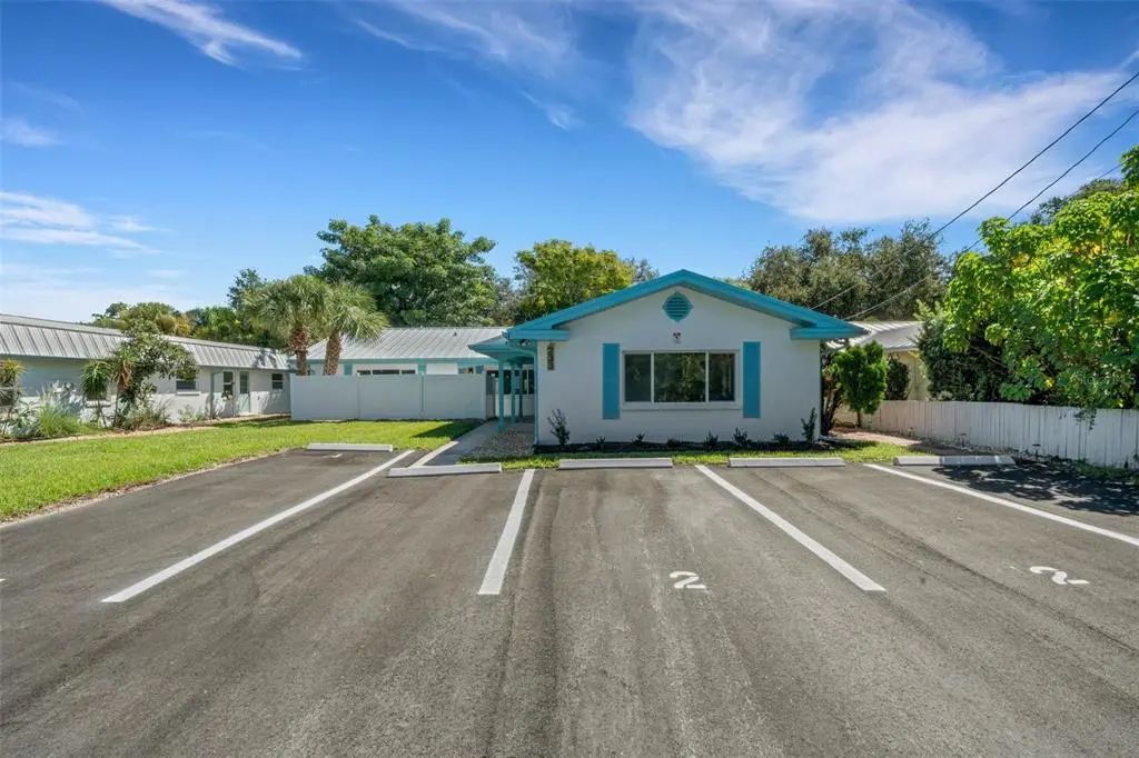 233 Bel Forest Drive 3, BELLEAIR BLUFFS