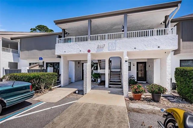 2117 Lakewood Club Drive S 7k, ST PETERSBURG