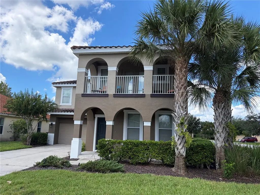 4136 Oaktree Drive, DAVENPORT
