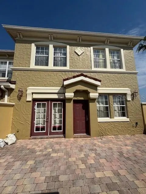 3026 Bella Vista Drive, DAVENPORT