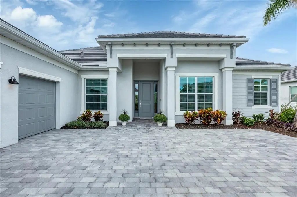 12557 Galapagos Court, VENICE