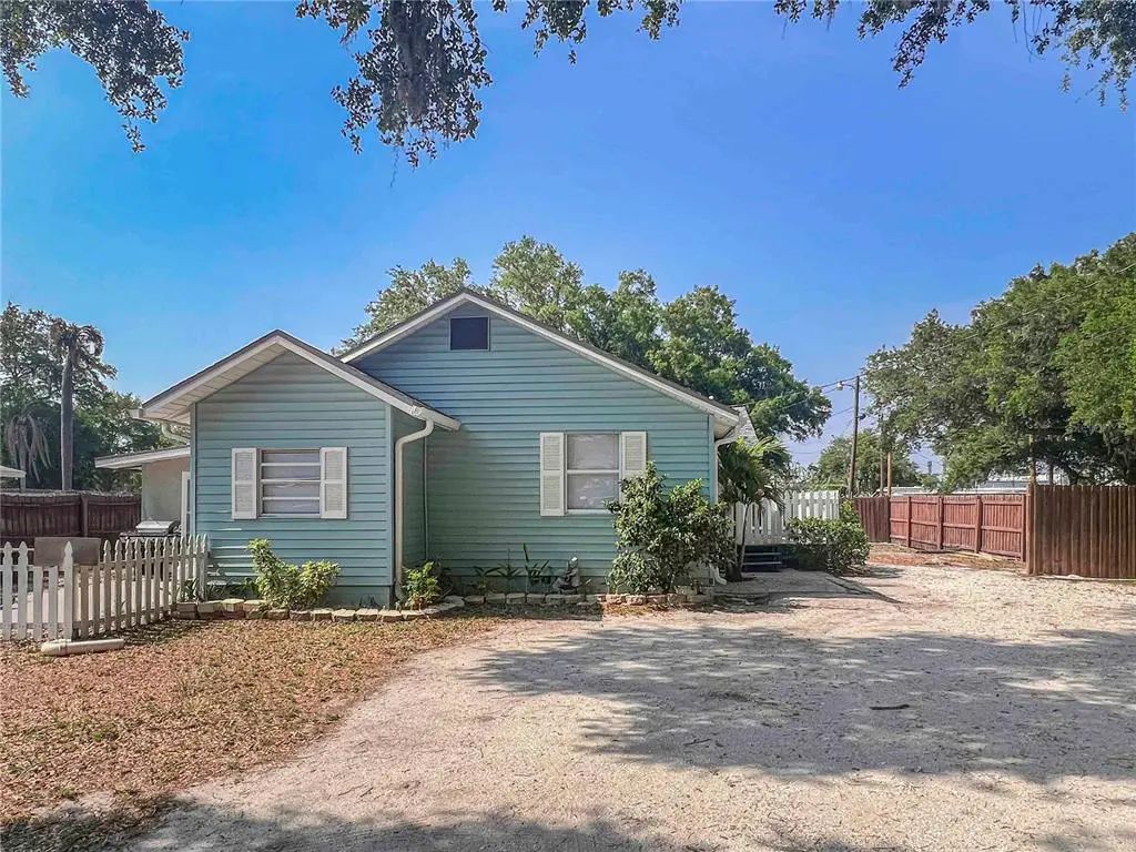 2137 Roselawn Street A, SARASOTA